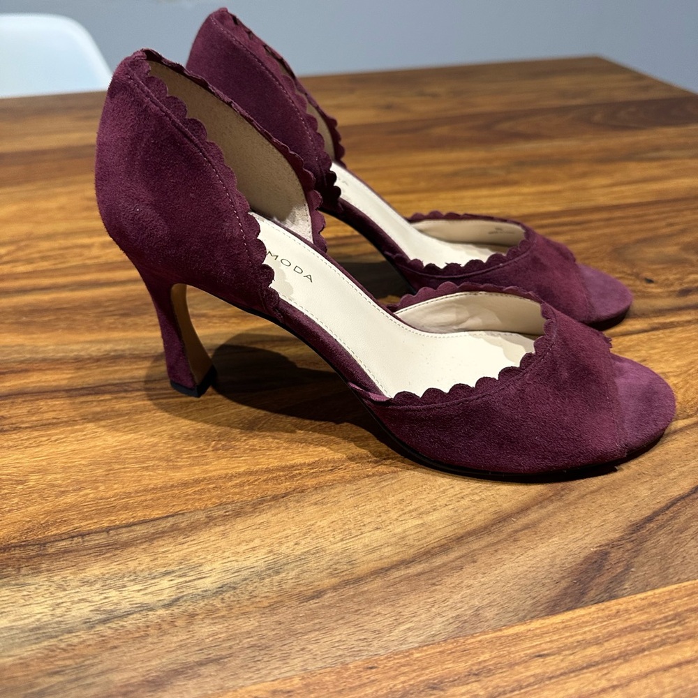 Pelle Moda Hollin open toe pump